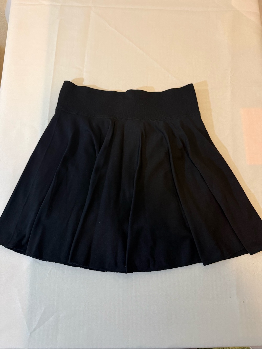 OQQ Girls Black Pleated Skort with Wide Waistband Sz M